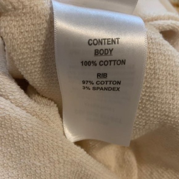 Cute KITTENISH Christmas Sweatshirt, Size L (true-to-size), EUC - Picture 5 of 5